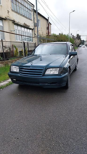 Mercedes-Benz: Mercedes-Benz C-Class: 1.8 l | 1996 il Sedan — 2