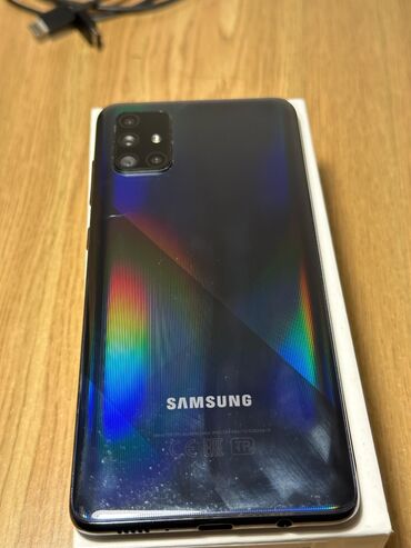 samsung telfonlar: Samsung Galaxy A71, 128 GB, rəng - Qara, Sensor, Barmaq izi, İki sim kartlı