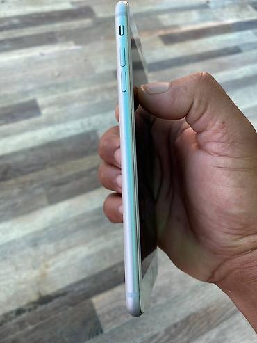 плёночный фотоаппарат: IPhone 8 Plus, 64 ГБ, цвет Silver (белый) Основные характеристики: - — 4