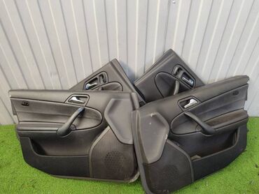 Другие автозапчасти: Обшивка дверей Mercedes-Benz C-Class W203 M 271 E 18 ML 2005 (б/у)