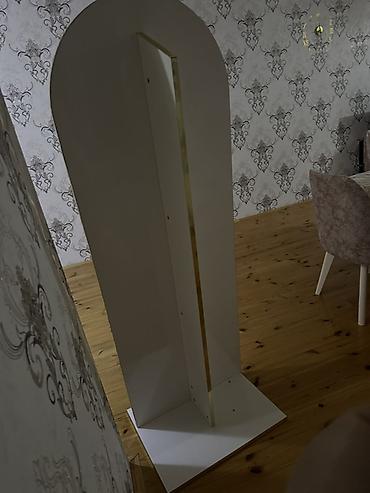 süni əklil qiyməti: Güzgü Döşəmə üstü, Dekorativ, Çərçivə ilə — 2