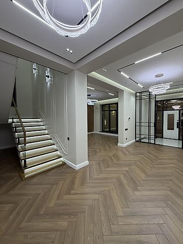 Sale of cottages and houses: Современный двухэтажный дом с эффектной архитектурой и панорамным — 8