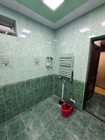 Həyət evləri və villaların satışı: 5 otaqlı, 5000 kv. m, Kredit yoxdur, Orta təmir — 3