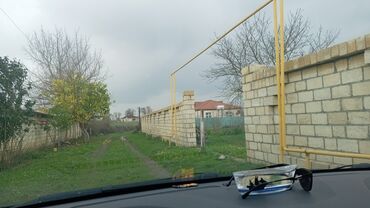 Həyət evləri və villaların satışı: Qaz, isiq, su vif her bir səraiti var Senedler tam qaydasındadı senede — 18