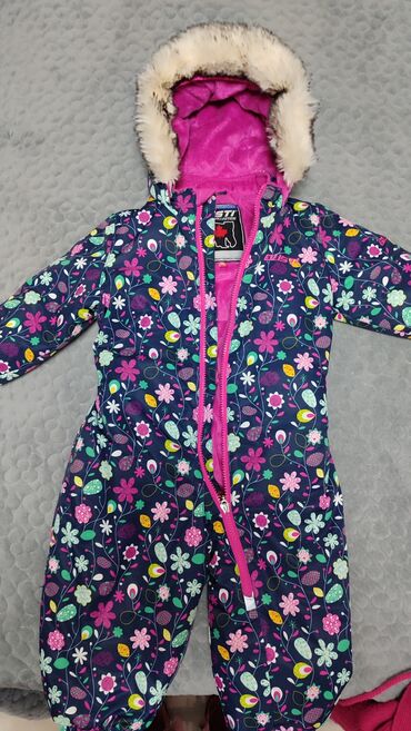 спортивный костюм на девочку: Продам детский комбинезон зима фирмыGUSTI в отличном состоянии очень