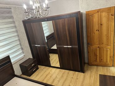 сниму дом на иссык куле: 2 бөлмө, 62 кв. м, 106-серия, 1 кабат, Косметикалык ремонт