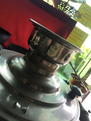 Samovarlar: Təzədi̇r ağ dəmkeşlər üzərinə çaydan qoymaq üçün samovar odluğunun — 7