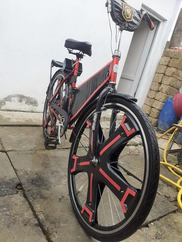 Şəhər velosipedləri: Yeni Şəhər velosipedi Stels, 28", Ödənişli çatdırılma — 3