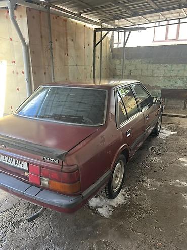 626: Mazda 626: 1987 г., 2 л, Бензин, Седан — 4