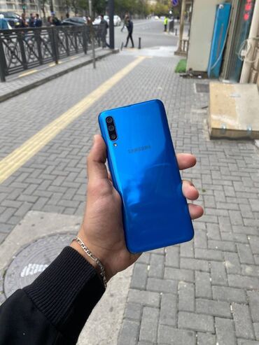 Samsung: Samsung Galaxy A50, 64 GB, rəng - Göy, Zəmanət, Simsiz şarj, İki sim kartlı