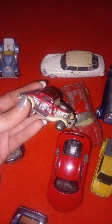 Figurice i makete: Autici ima raznih Dogovor na lalafo.rs — 11 Figurice i makete: Autici ima raznih Dogovor — 11