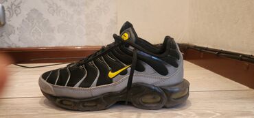 спортивные бриджи мужские: Мужские кроссовки, 39, Nike, Б/у, Самовывоз, Бесплатная доставка, Платная доставка