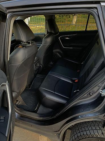 stage 3: Toyota RAV4: 2019 г., 2.5 л, Автомат, Бензин, Кроссовер — 9