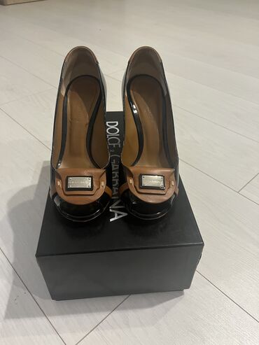 Makasin və loferlər: Tuflilər, Dolce & Gabbana, Ölçü: 36.5, İşlənmiş