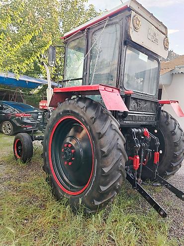 Traktorlar: Kənd təsərrüfatı üçün universal təkərli traktor - Güclü dizel — 3