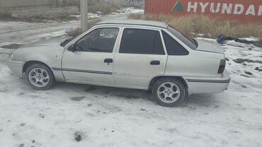 Daewoo: Daewoo Nexia: 2007 г., 1.6 л, Механика, Бензин, Седан