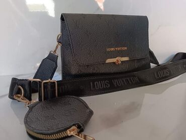 Torbe: Torbe 
Velike cena 4100din, manje po 3000din — 14