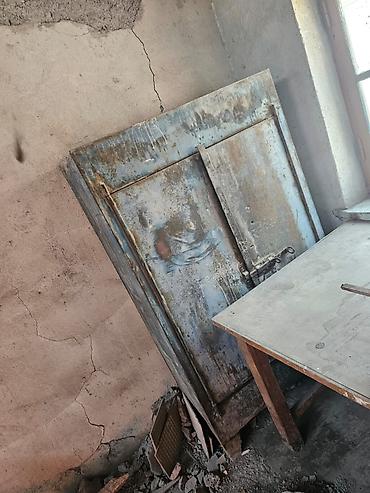 seyflerin acilmasi: Yekə seyfdir. Rusun seyfidir. Qalın stenkalıdır — 1