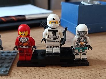Oyuncaq fiqurlar: LEGO minifiqur kolleksiyası – müxtəlif temalar və personajlar Məzmun — 3