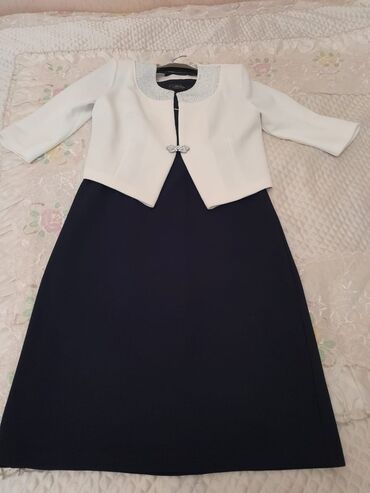 Kokteyl donlar: Новое платье (темно-синего цвета) с пиджаком. Размер 46-48. Рукав три — 9