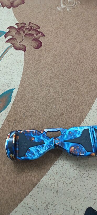 электро велосипеды: Öz-özünə balanslaşan elektrikli skuter (hoverboard) - Rəng/naqış