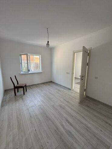 кок жар дом: Сдаётся 1-комнатная квартира 🏠 ✅ Все условия: душ, туалет, кухня 📍