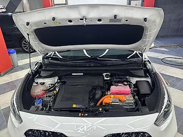 Kia: Kia Niro: 2021 г., 1.6 л, Робот, Гибрид, Кроссовер — 14