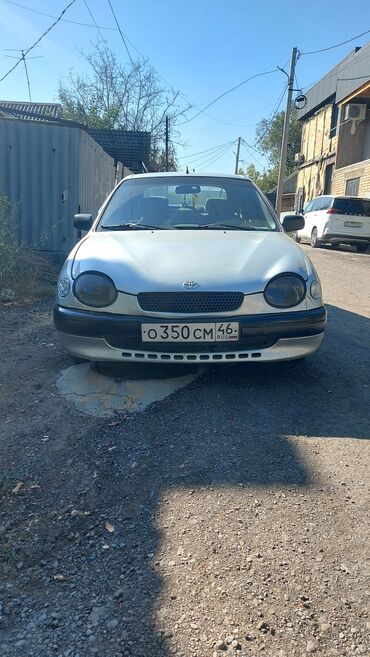 антена на 124: Toyota Corolla: 1997 г., 1.3 л, Механика, Бензин, Седан