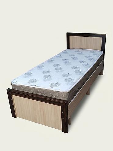 bunk bed: Односпальная кровать с матрасом. - Размер спального места — 1