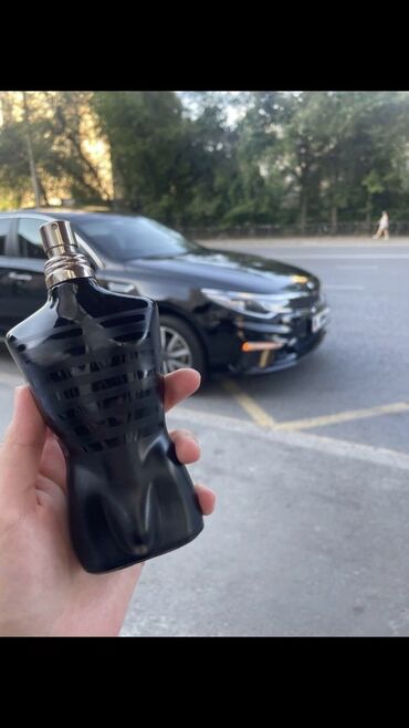 срочно продаю в связи с переездом: Jean Paul Gaultier le male 
100ml
Последний остался отдаю почти даром
