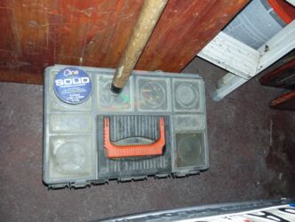 Ostali predmeti za umetnost i kolekcionarstvo: Menjam sve iz oglasa za detektor od 350 evra . imate tri profi — 10