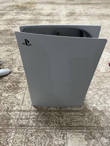 PS5 (Sony PlayStation 5): Продается Пс 5 825 гб, состояние джойстиков отличное, состояние пс