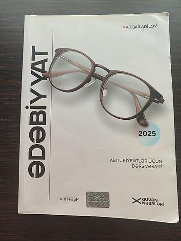 Kitablar və jurnallar: Güvən Ədəbiyyat 2025 Vlll nəşr (ən sonuncu) 17 manata aldım mən — 1