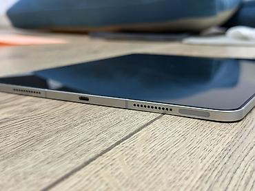 Планшеты: Планшет, Apple, память 256 ГБ, 12" - 13", 4G (LTE), Б/у, Классический цвет - Серебристый — 3