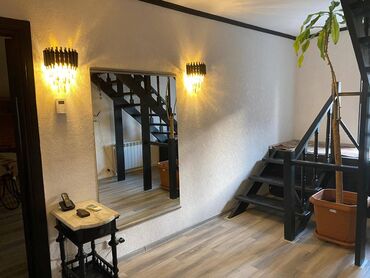 Uzunmüddətli kirayə mənzillər: Yasamal rayonu Elmlər metrosunun yaxınlığında, köhnə tikili 9 — 13