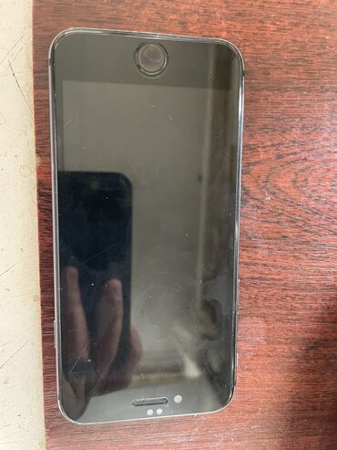 iphone 8 plus 2 ci el: IPhone 8, 64 GB, Qara, Barmaq izi, Simsiz şarj