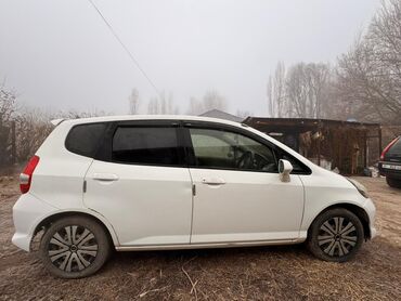 Honda: Honda Fit: 2002 г., 1.3 л, Автомат, Бензин, Хэтчбэк — 10