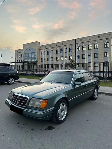 mercedes a class: Mercedes-Benz W124: 1994 г., 2.2 л, Автомат, Бензин, Седан — 1