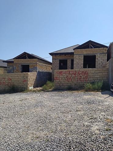 ucuz ev satisi: Satılır: yarımçıq tikili masazırda 6 nolu məktəbdən 200m yanaşıda — 1