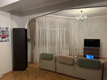 Otaqların uzunmüddətli kirayəsi: Nərimanov rayonunda ( Montin ) 3otaqlı 120kv.m ( əlavə olaraq 180kv.m -da lalafo.az — 6 Otaqların uzunmüddətli kirayəsi: Nərimanov rayonunda ( Montin ) 3otaqlı 120kv.m ( əlavə olaraq 180kv.m — 6