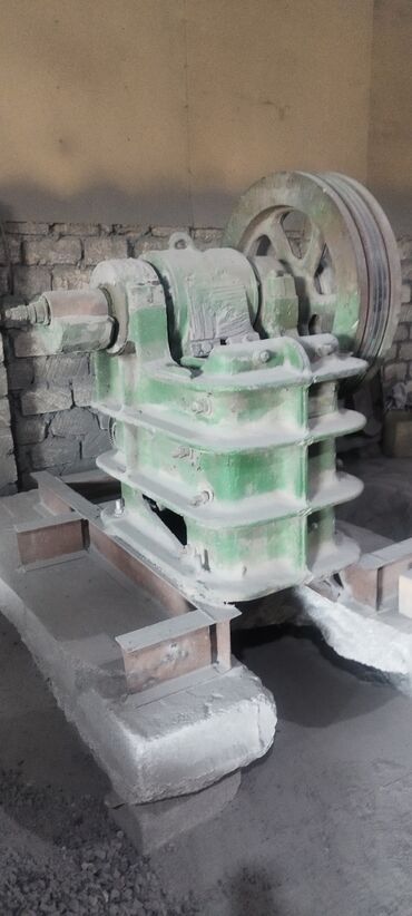 Biznes üçün program təminatı: Ağır sənaye üçün daş/şılaq/filiz xırdalayan çənə tipli crusher (jaw