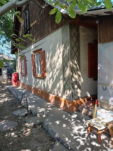 Продается дом 77 кв.м., участок 8,01 соток. 🔷 3 жилые комнаты, кухня at lalafo.kg Продается дом 77 кв.м., участок 8,01 соток. 🔷 3 жилые комнаты, кухня