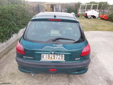 Peugeot 206: 1.6 l | 2001 year 200000 km. Hatchback