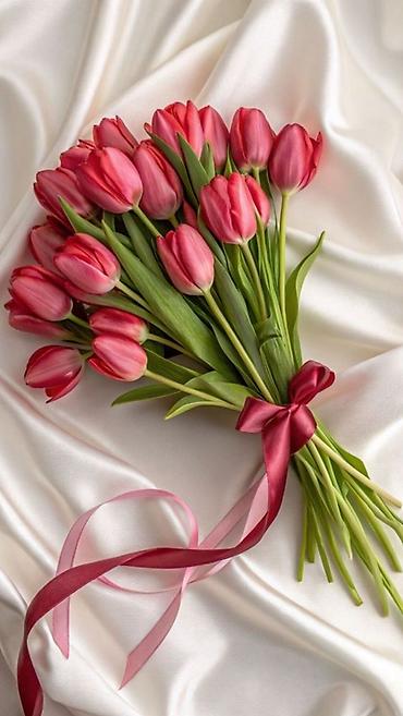 Букеты из живых цветов: Букеты из тюльпанов - Авторские композиции из свежесрезанных — 7