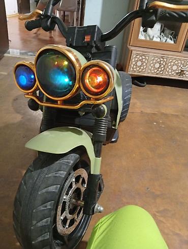 Uşaq dünyası: Uşaq üçün elektrikli üçtəkərli motosiklet - Geniş və sabit üçtəkərli — 1