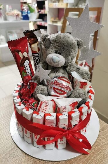 бишкек палас: #подаркиош🎁 #мишка🐻 #коубникавшоколаде#фркуты#часы#жайнамазыош