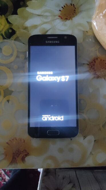 stol ustu komputerler: Samsung Galaxy S7, rəng - Qara