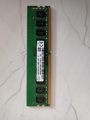 4 ram: SK hynix 4GB DDR4 masaüstü RAM modulu. Əsas xüsusiyyətlər: - Həcmi: 4 — 2