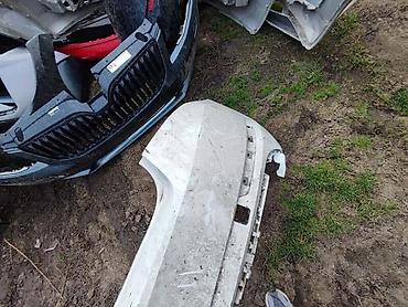 auto otpad audi: BRANIK OSTECENI BELI ZA ŠKODA SUPERB | Branik ostecen — 2