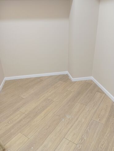 Напольные работы: Монтаж напольных плинтусов Больше 6 лет опыта at lalafo.kg — 11 Напольные работы: Монтаж напольных плинтусов Больше 6 лет опыта — 11